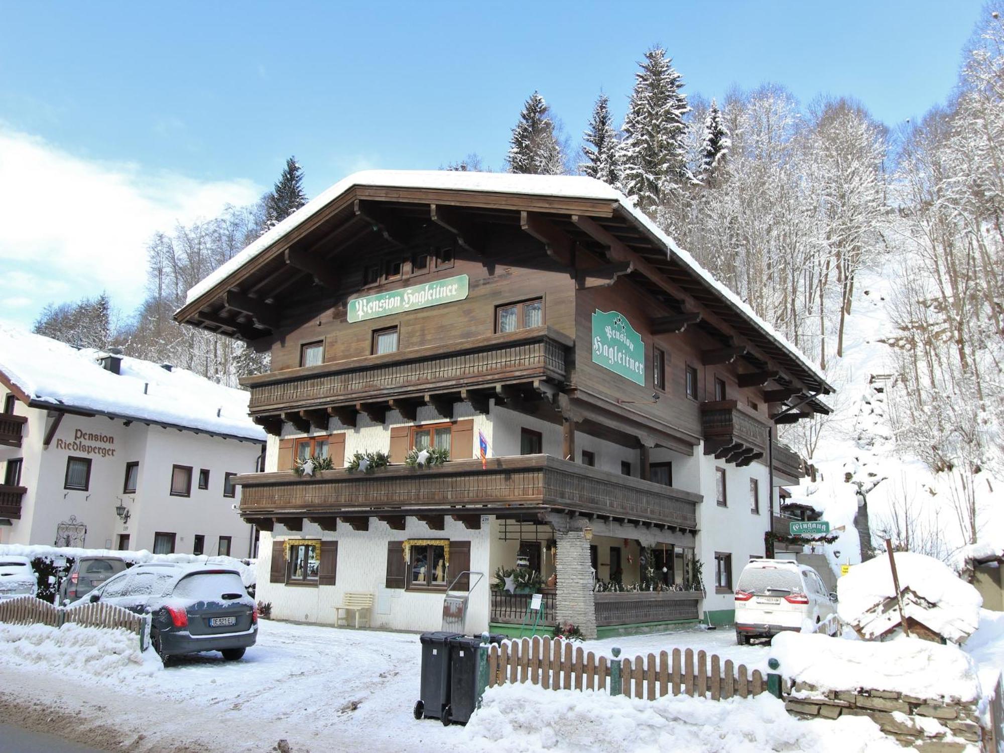 Apartment In Saalbach Hinterglemm Near Ski Area מראה חיצוני תמונה